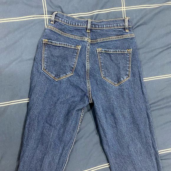 Fashion Nova Mom Jeans Dark Blue - Picture 2 of 5